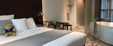 Одноместный номер Premier двуспальная кровать в S31 Sukhumvit Hotel