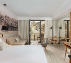 Двухместный полулюкс (двуспальная кровать) в Ibis Styles Heraklion Central
