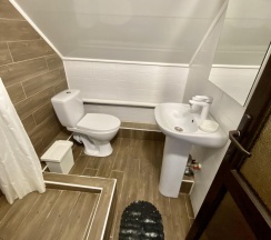 2-местная комната стандарт №8 (мансарда) в Greenwall