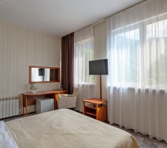 Семейный двухкомнатный номер в Утомленные Солнцем