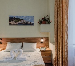 Бюджетный двухместный номер с 1 кроватью и общей ванной комнатой в ЗОО