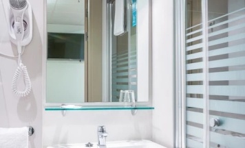 Двухместный номер Superior (2 отдельные кровати) в Vertice Roomspace Madrid