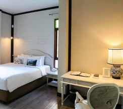 Двухместный номер Mattanee Deluxe двуспальная кровать в The Raweekanlaya Hotel Bangkok