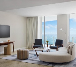 Люкс Grand с 3 комнатами с видом на океан в Four Seasons Hotel and Residences Fort Lauderdale