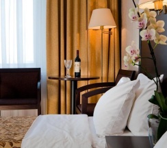 Бета Супериор (широкая кровать) в Абсалют-Тур