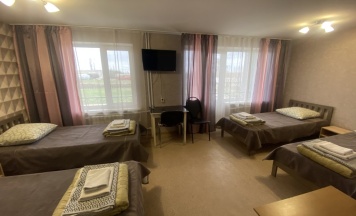 Четырёхместный номер Standard с балконом и с красивым видом из окна в Галкино