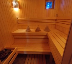 Коттедж с 2 комнатами в Лесная сказка