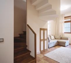 Семейные апартаменты 8 в Панорама парк