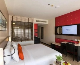 Двухместный номер Superior с видом на город (2 отдельные кровати) в Deevana Plaza Phuket