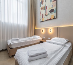 Улучшенные четырехместные апартаменты 1+1+1+1 | Superior apt QUAD 1+1+1+1 в Аура