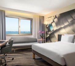 Двухместный номер Superior двуспальная кровать в Hotel Novotel Istanbul Zeytinburnu