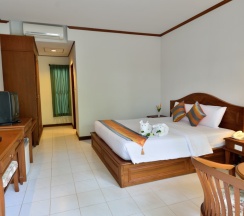 Двухместный номер Deluxe двуспальная кровать в First Bungalow Beach Resort