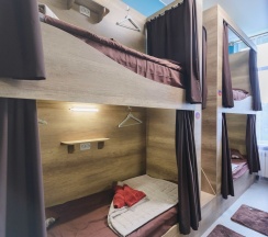 Кровать в общем номере в Евражки