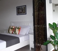 Апартаменты Цокольный этаж с видом на сад в East Horizon Self-Catering