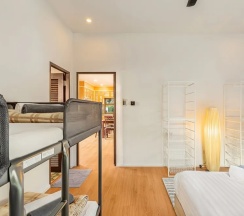 Семейная вилла с 5 комнатами с красивым видом из окна в Happy Family Villa 2