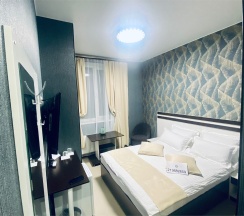 Стандартный номер на двоих в Mojo hotel