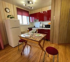 Двухместные апартаменты Standard с балконом (двуспальная кровать) в Квартира на Советской улице 9