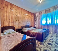 Дом с террасой в У Миланы