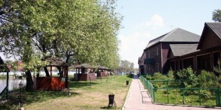 Островцы: Турбаза Русская рыбалка