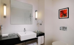 Трёхместный полулюкс c 1 комнатой в Courtyard by Marriott Budapest City Center