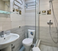 Стандарт двухместный с двуспальной кроватью в Wood House