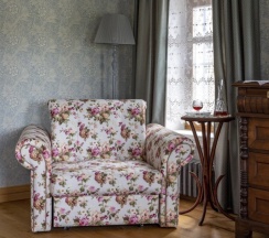 Двухместный люкс двуспальная кровать в Пестово подворье