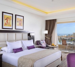Двухместный номер Deluxe двуспальная кровать в Pickalbatros White Beach Resort - Hurghada