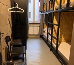 Место в шестиместном номере для женщин в Rock hostel