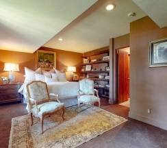 Коттедж с 4 комнатами в Juniper Ridge 16 5000 sq ft, Grand Chateau at Eagle, Expansive Mountain Views by RedAwning