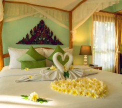 Двухместная вилла Superior Garden (двуспальная кровать) в Chawengburi Resort
