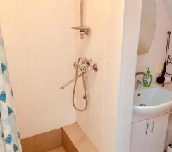Номер полулюкс с 1 двуспальной кроватью в Вертикаль