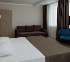 JUNIOR SUITE с прямым видом на море в Эмеральдика