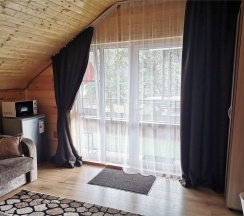 Полулюкс с видом на горы (2 этаж, номер 5) в Предгорье