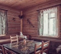 Коттедж с балконом в Микли-Ольгино