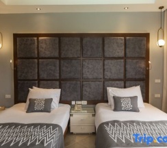Люкс Posh Club Pool в Sunrise Crystal Bay Resort