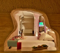 Двухместный номер Standard с балконом двуспальная кровать в Corner İn Cappadocia