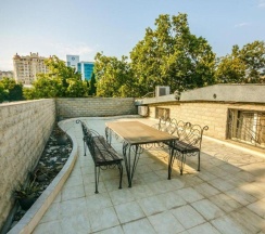 Коттедж с 4 комнатами в Baku Nizami Street Triplex 4 bedroom