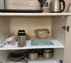 Двухместные апартаменты с красивым видом из окна двуспальная кровать в Мелис