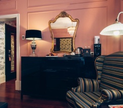 Полулюкс с видом во внутренний двор в Dom Boutique Hotel