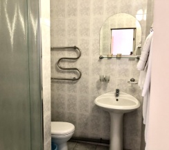 Номер полулюкс семейный в O`camp