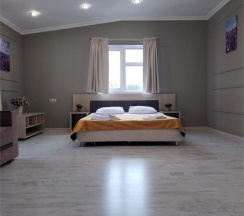 2. Семейный с кухней четырёхместный в Башня