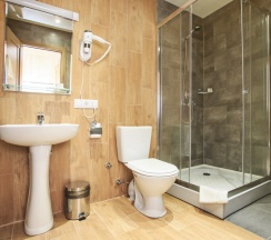 Двухместный номер Standard с видом на город двуспальная кровать в У медового моста