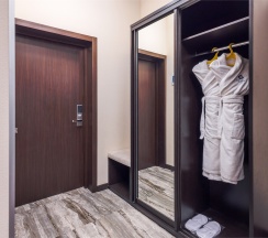 Двухместный номер «Комфорт» с 1 двуспальной кроватью в Ассара