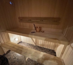 Шестиместный коттедж с 3 комнатами с красивым видом из окна в Аврора Country House