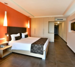 Четырёхместные апартаменты с 2 комнатами в lti Dolce Vita Sunshine Resort