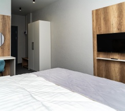 Номер стандарт с 1 двуспальной кроватью в River House