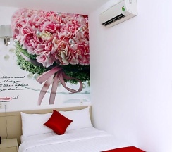 Двухместный номер Superior двуспальная кровать в The Carnation Hotel Da Nang