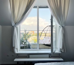 Видовая квартира на мансарде с террасой. Дом комфорт-класса "Royalpie". Царское село. НИИ Турнера, ЭКСПОФОРУМ. в Rauktis apartments