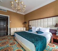 Делюкс с балконом в Nevskiy Eclectic by Akyan