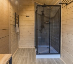 Лодж с одной спальней и террасой в Соты&Варенье